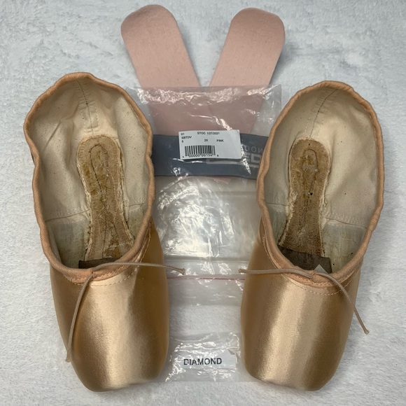 Freed of London Pointe Shoes Classic Deep Vamp SBTDV Diamond Maker Size 5XX - Picture 4 of 17